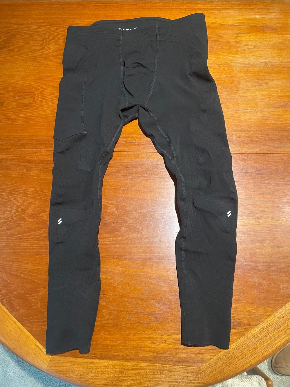 Stoko black supportive tight - knee bracing pants